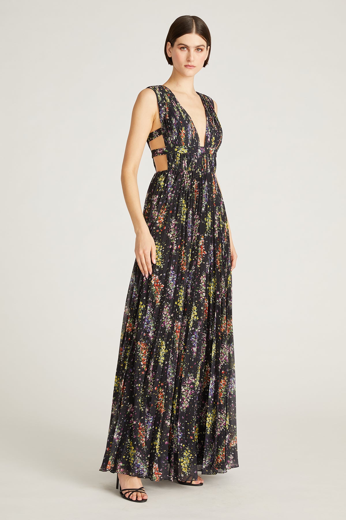 Valentino Deep V Gown AMUR Valentino Deep V Gown AMUR