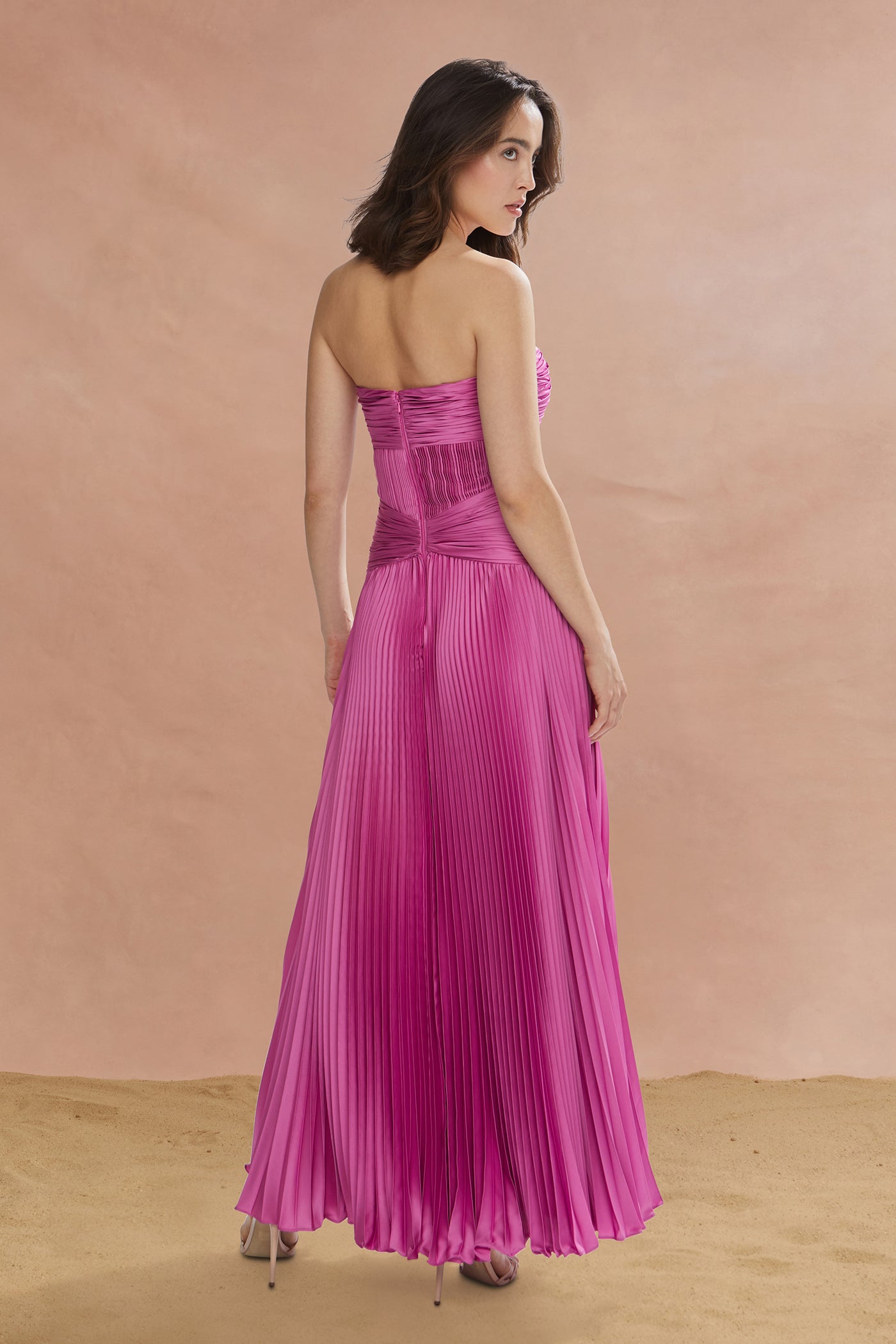 Del Gown