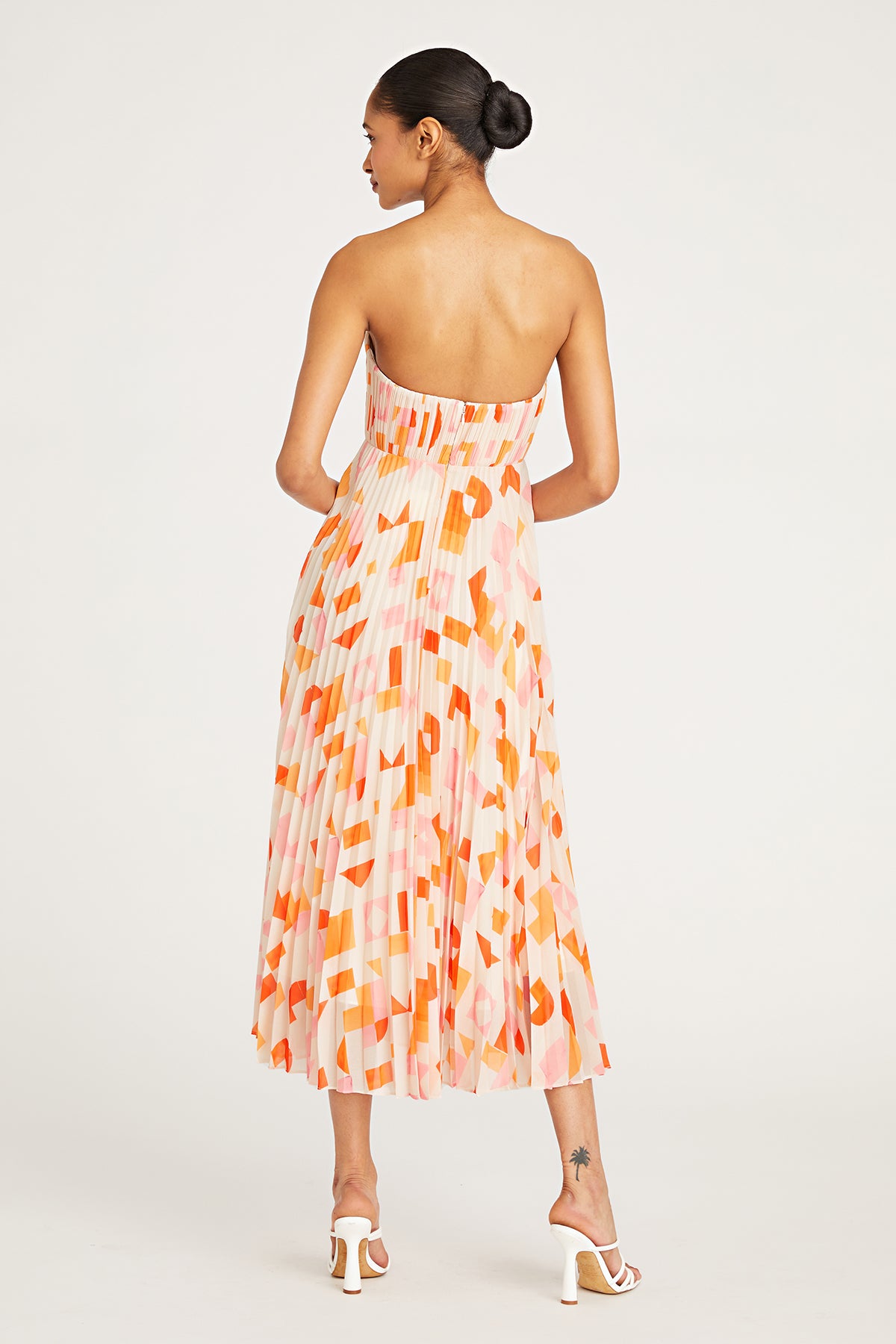 mosey pleated midi dress amur Viv Mitered Pleating Dress AMUR