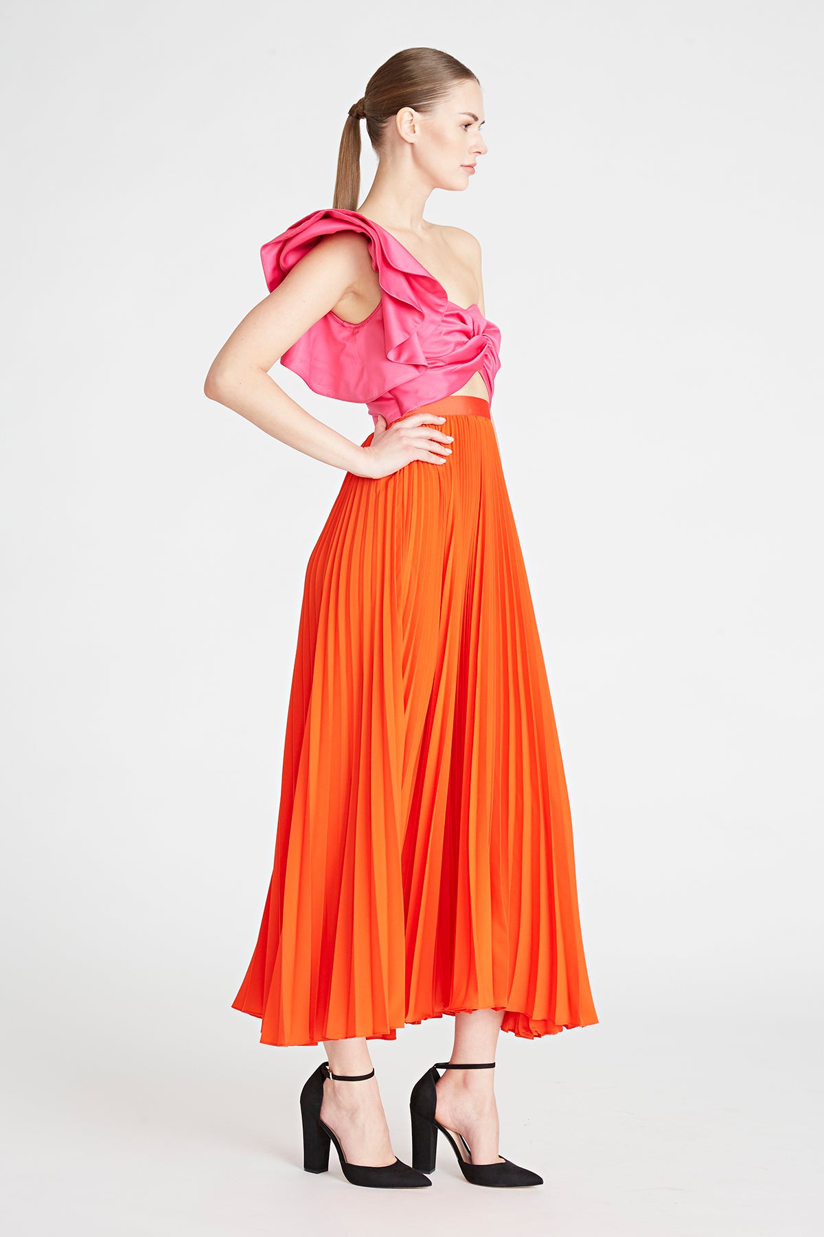amur pink cleopatra pleated dress Amazon.com: AMUR Women's Ionea Pleated Gown, Nectar, 0 : Clothing, Shoes & Jewelry