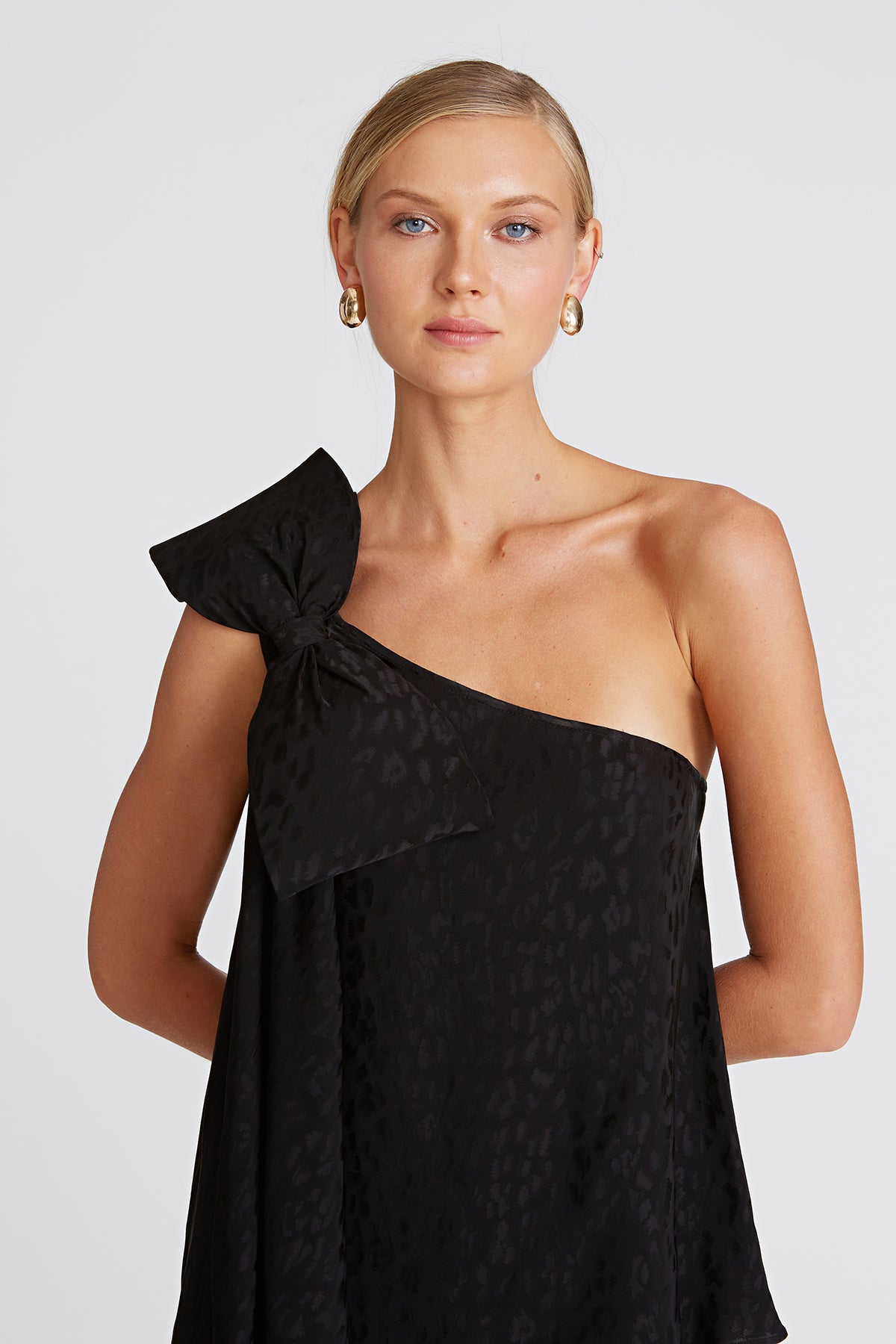 Aubrey Bow Shoulder Top