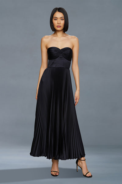 AMUR Belle Dress in Navy - Size 4
