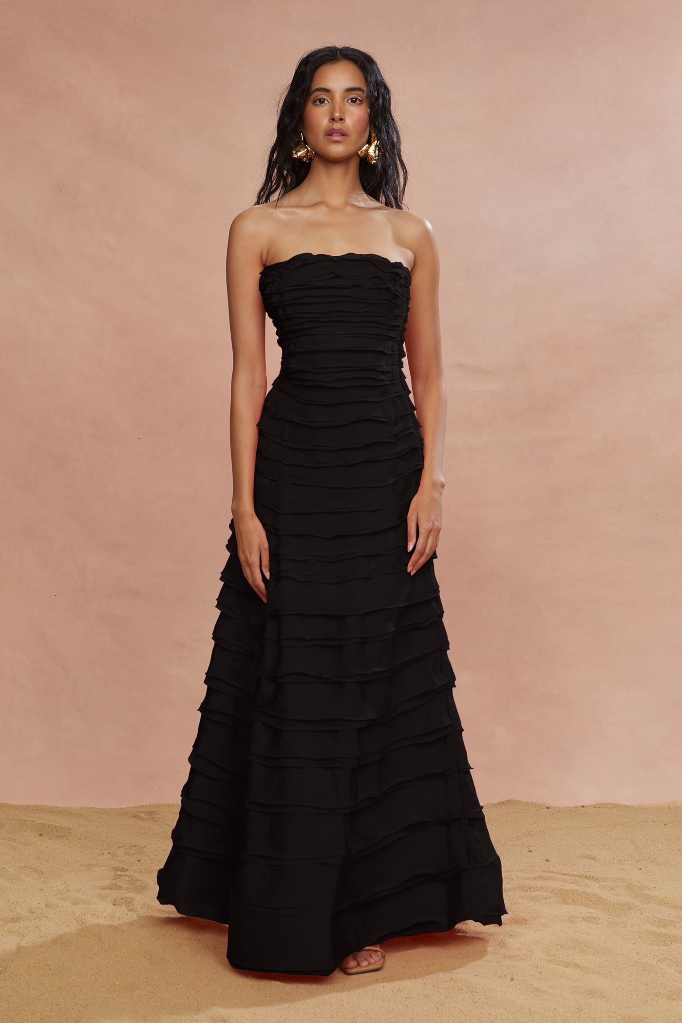 amur Pepper Layered Gown Black