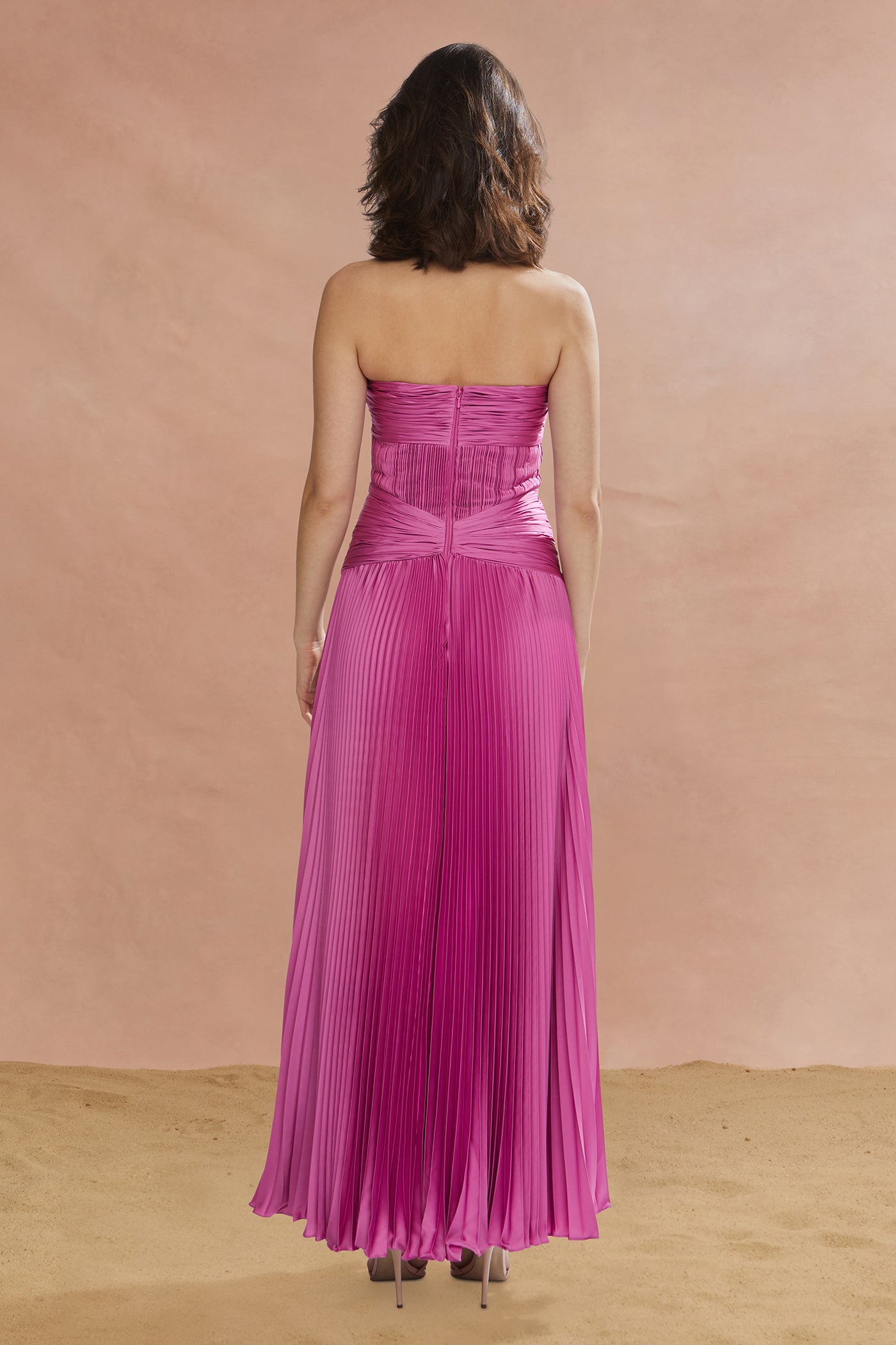 Del Gown