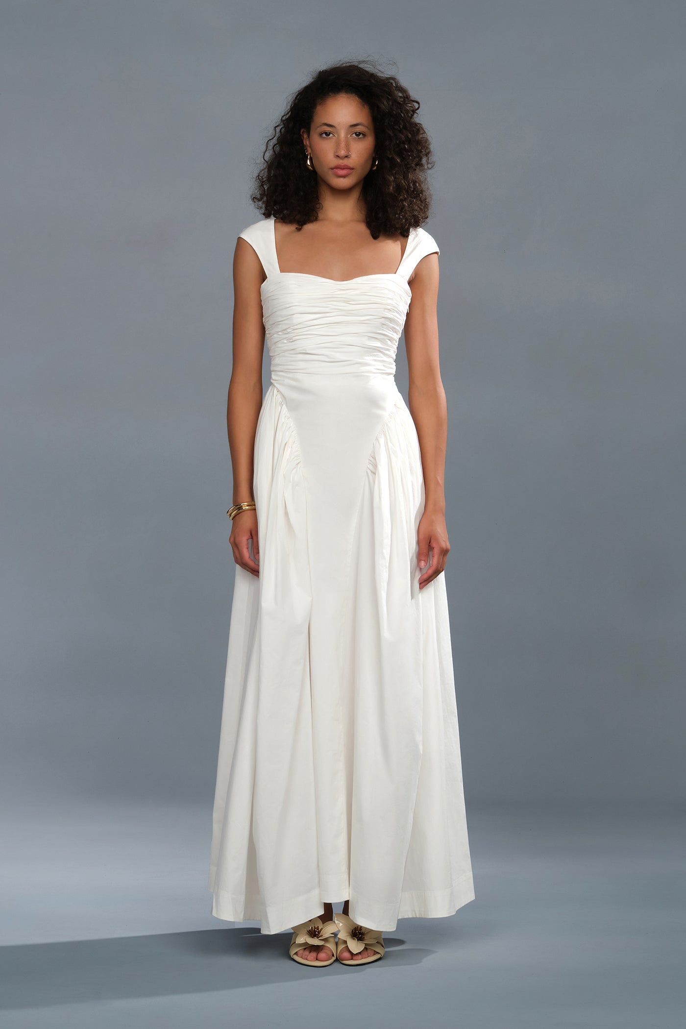 white dress for women with sleeves White Long-sleeved dress with Sharp shoulder cut XL / 10 / White