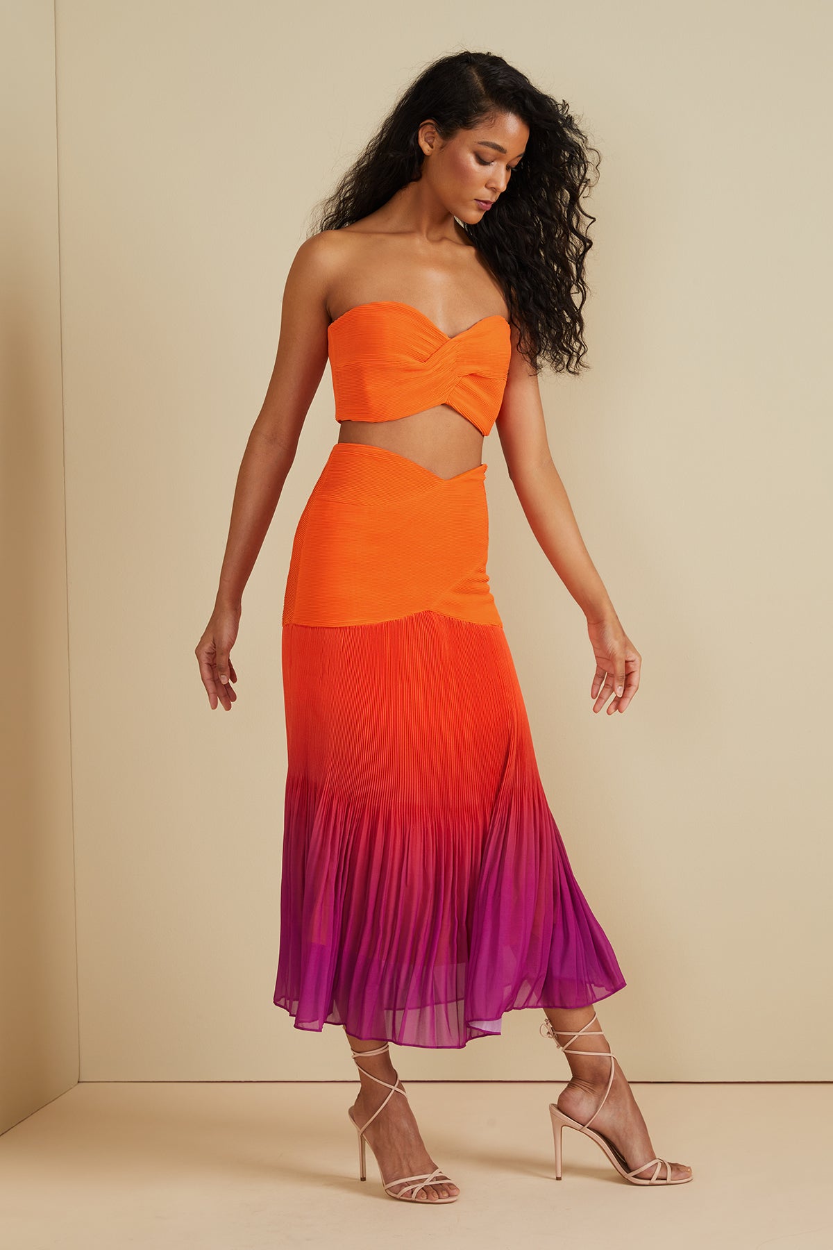 Pleated maxi skirt orange Clearance